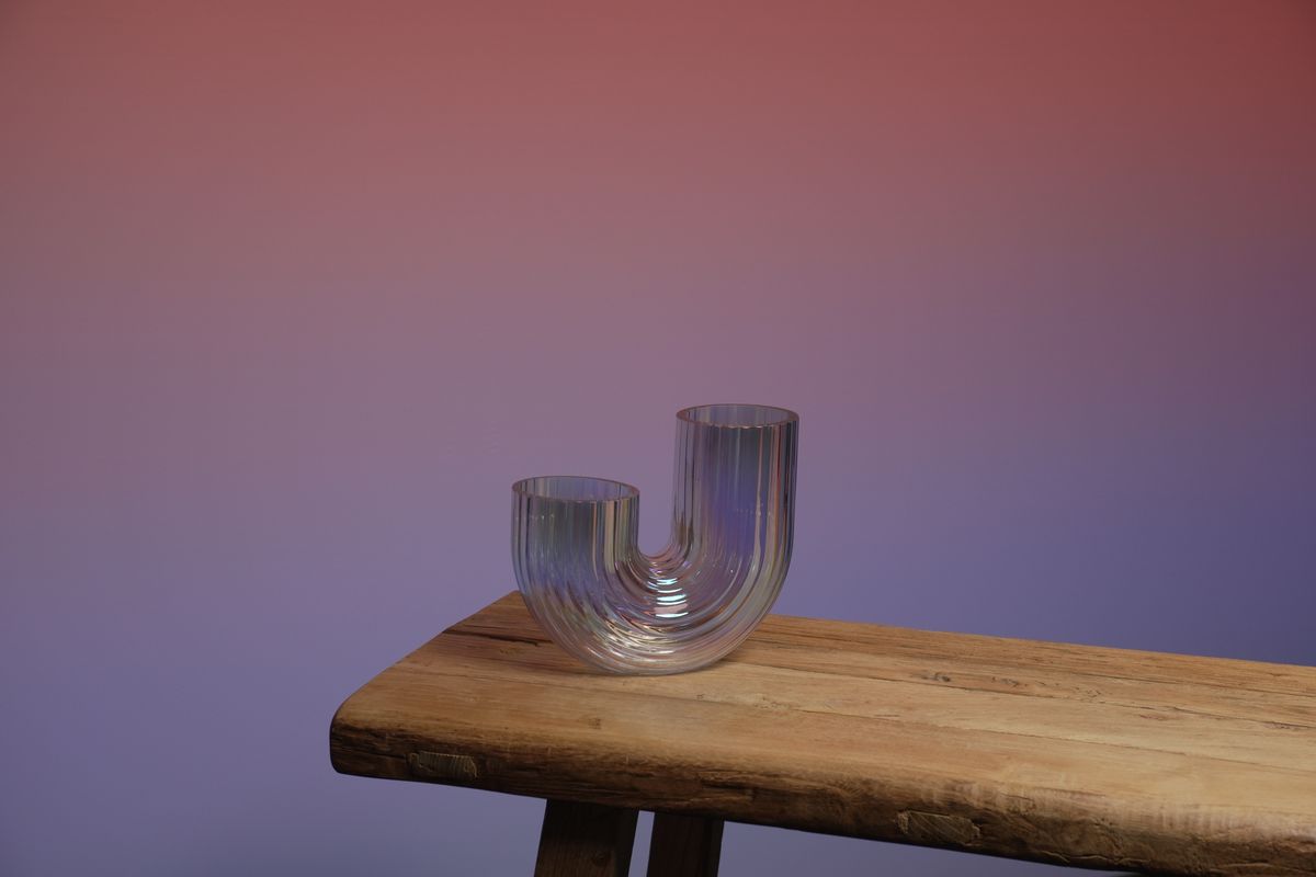 Glass U-vase